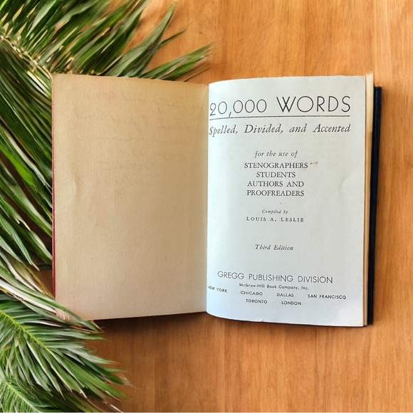 VINTAGE 1957 20,000 Words by Louis A. Leslie - Third Edition - Picture 8 of 13